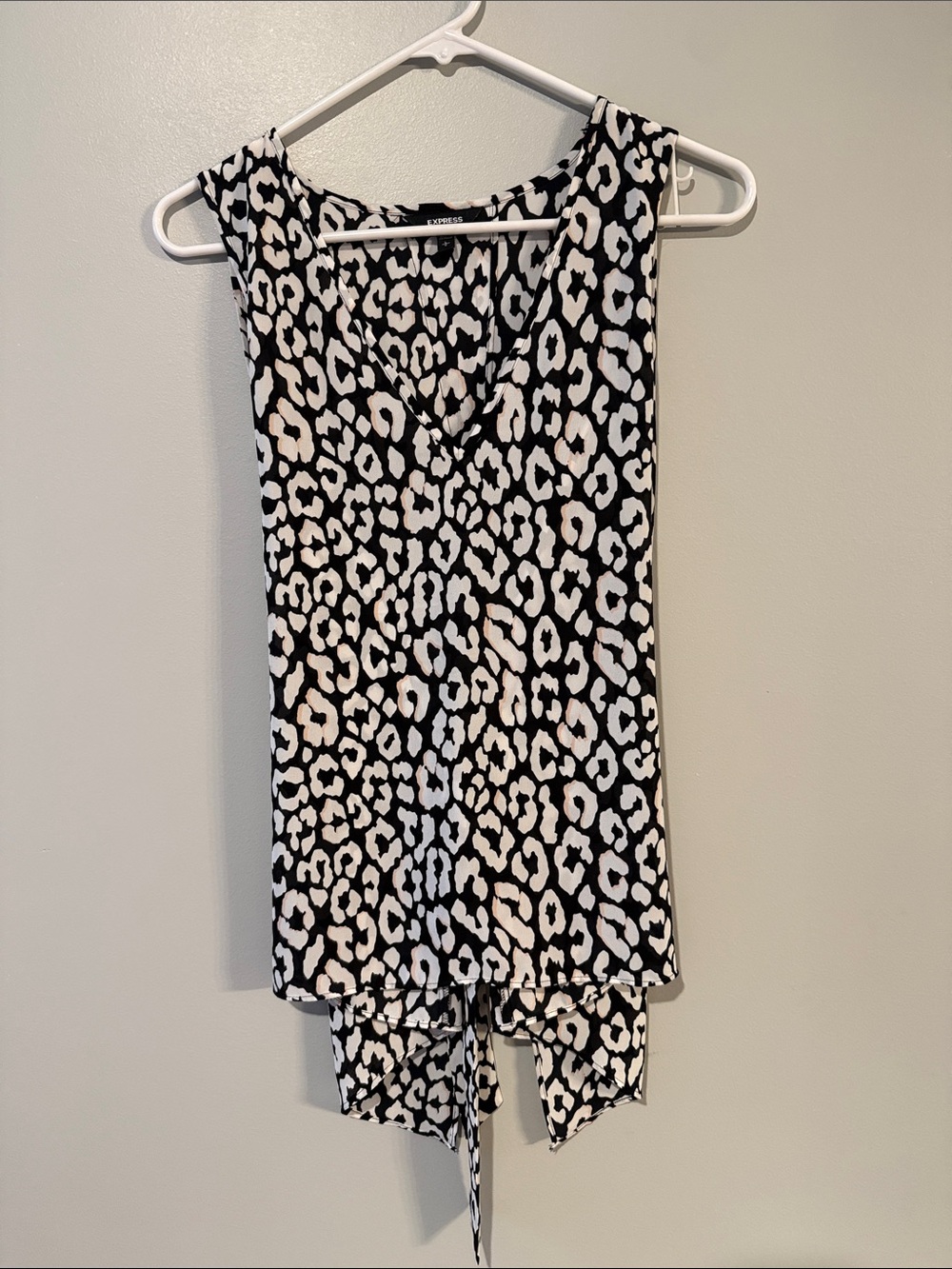Express Black and White Leopard Print Sleeveless Blouse
